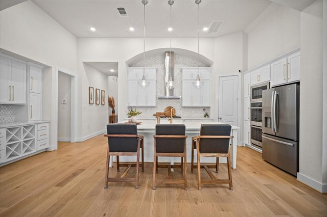 220 Lookout Ridge Drive, Montgomery, TX 77316