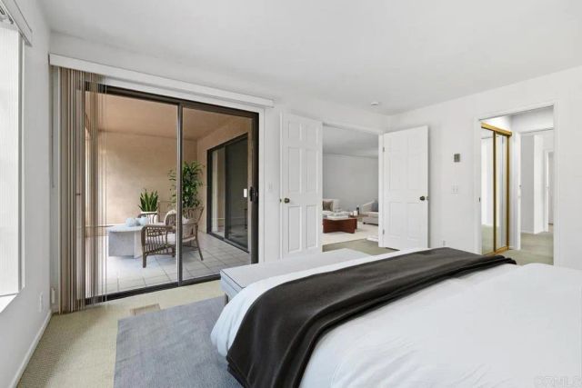 8870 Villa La Jolla Drive 213, La Jolla, CA 92037