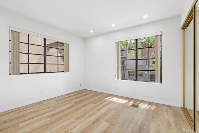 8870 Villa La Jolla Drive 213, La Jolla, CA 92037