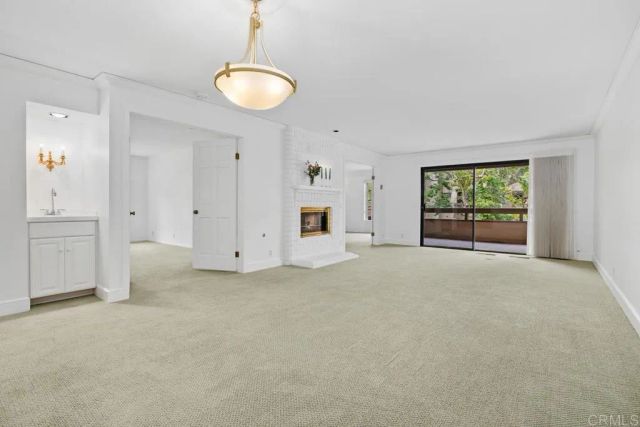 8870 Villa La Jolla Drive 213, La Jolla, CA 92037