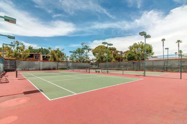 8870 Villa La Jolla Drive 213, La Jolla, CA 92037