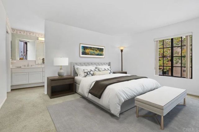 8870 Villa La Jolla Drive 213, La Jolla, CA 92037