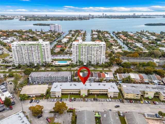 11960 NE 19th Dr 15, North Miami, FL 33181