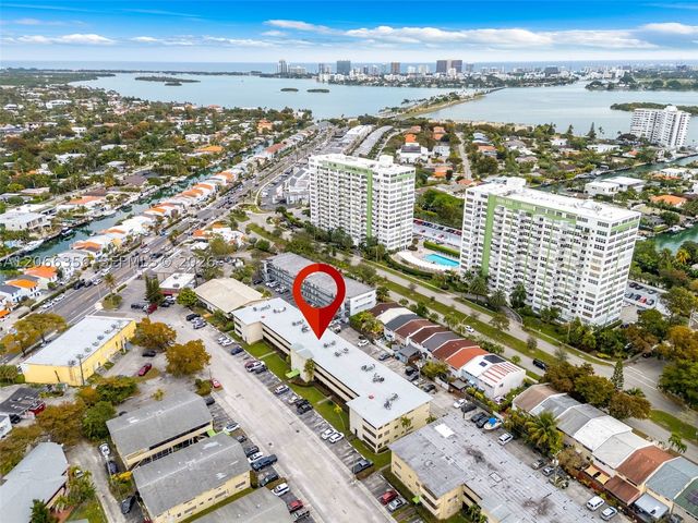 11960 NE 19th Dr 15, North Miami, FL 33181