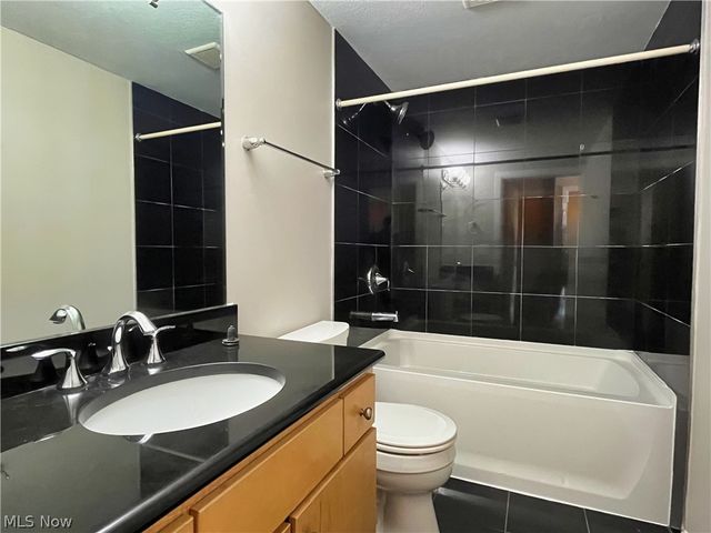 1237 Washington Avenue 706, Cleveland, OH 44113