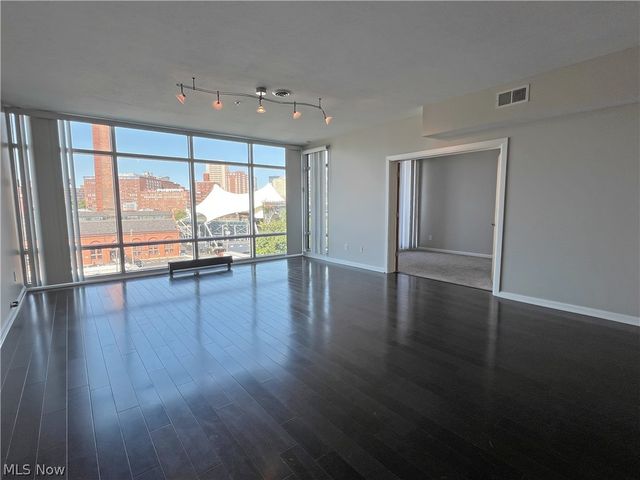 1237 Washington Avenue 706, Cleveland, OH 44113