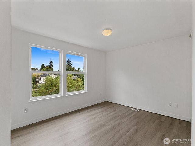 6705 49th Place NE, Marysville, WA 98270