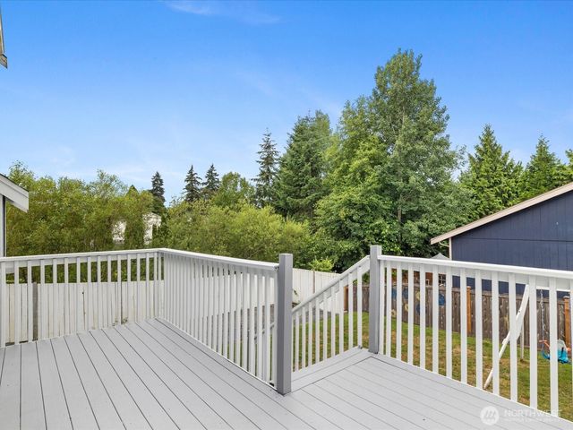 6705 49th Place NE, Marysville, WA 98270