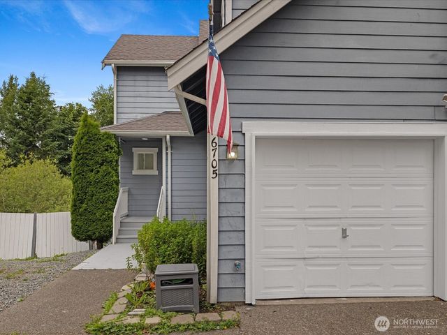 6705 49th Place NE, Marysville, WA 98270