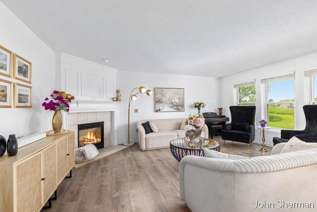 6939 Dale Hollow Drive, Caledonia, MI 49316