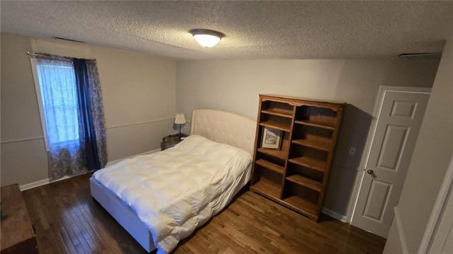 2669 Knoll Road SE, Smyrna, GA 30080