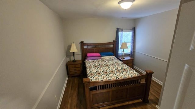 2669 Knoll Road SE, Smyrna, GA 30080