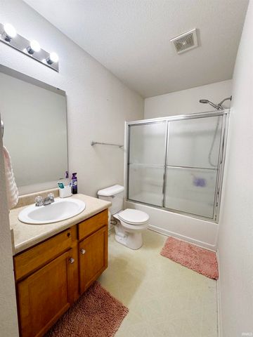 3021 Peebleshire Lane, Lafayette, IN 47909