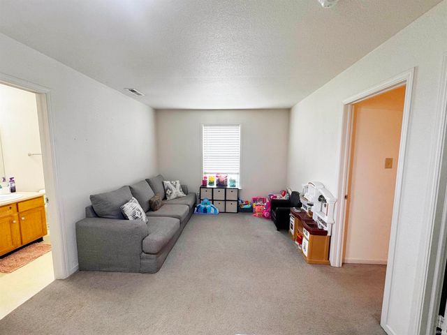 3021 Peebleshire Lane, Lafayette, IN 47909