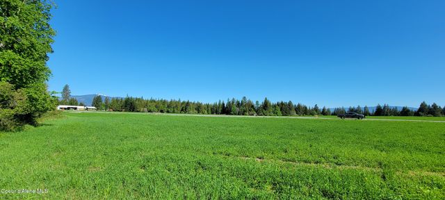 492 Stellar Jay Rd, Bonners Ferry, ID 83805