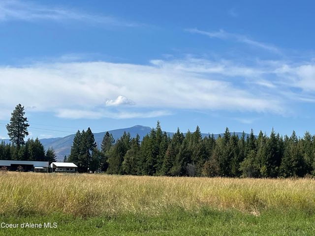 492 Stellar Jay Rd, Bonners Ferry, ID 83805