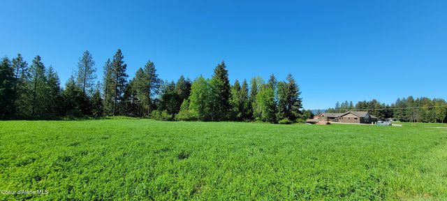 492 Stellar Jay Rd, Bonners Ferry, ID 83805