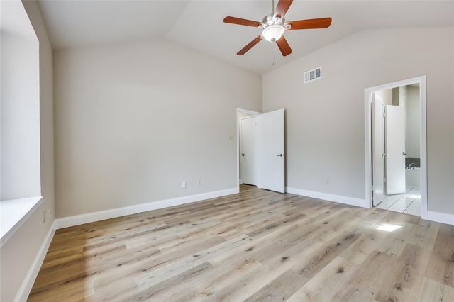 13206 Fieldgate DR, Austin, TX 78753