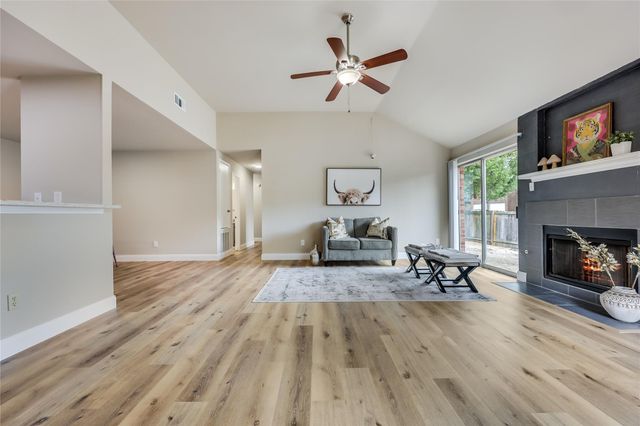 13206 Fieldgate DR, Austin, TX 78753