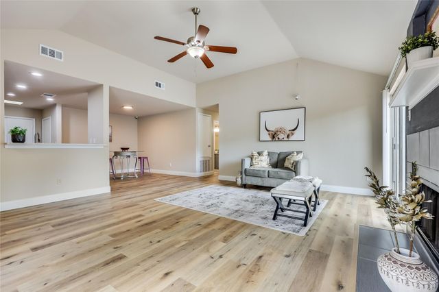 13206 Fieldgate DR, Austin, TX 78753