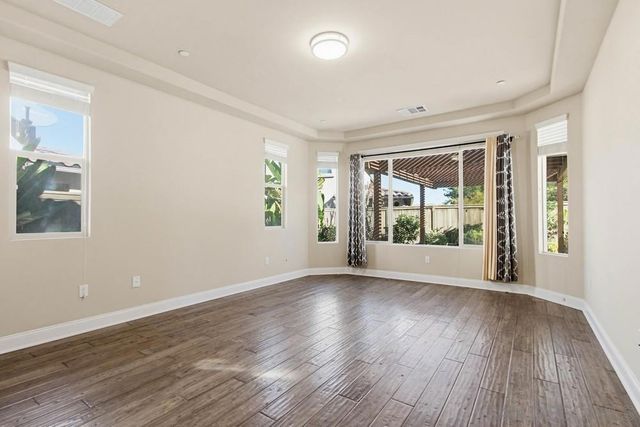 1513 Avila Ln, Vista, CA 92083
