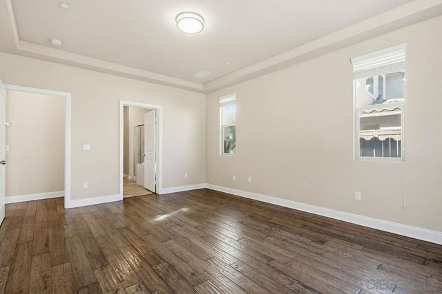 1513 Avila Ln, Vista, CA 92083