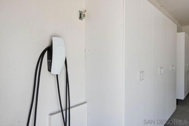 1513 Avila Ln, Vista, CA 92083