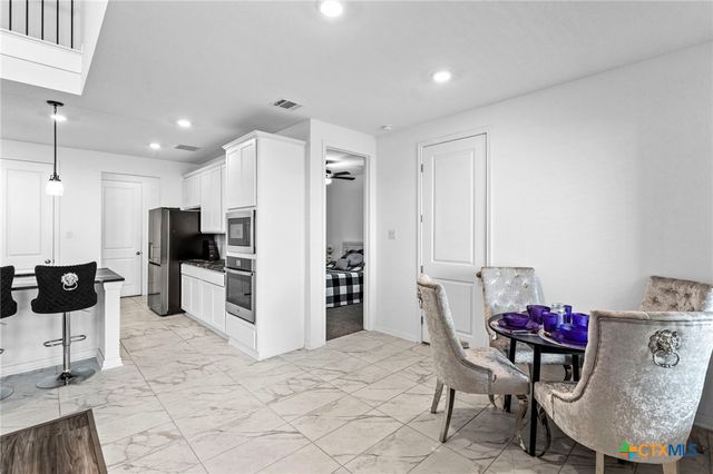511 Teakmill Trail, San Marcos, TX 78666