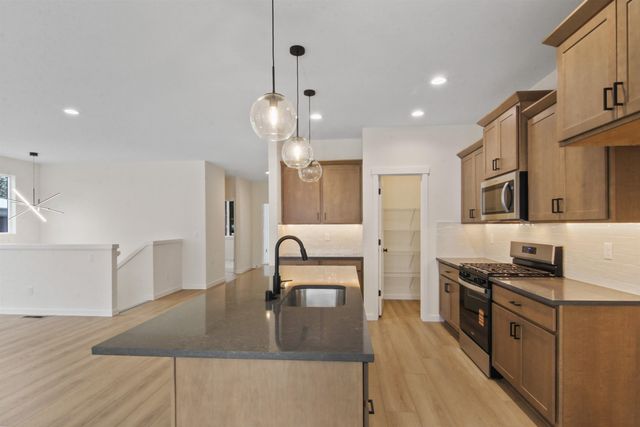 3339 S Morrill Ln, Spokane, WA 99223