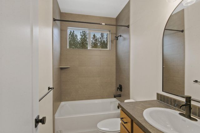 3339 S Morrill Ln, Spokane, WA 99223