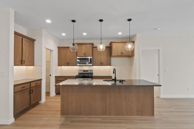 3339 S Morrill Ln, Spokane, WA 99223