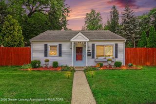 2715 Marion Avenue, Lansing, MI 48910