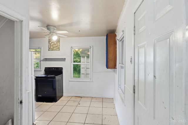 6246 Stewart Road, Silverton, OH 45227