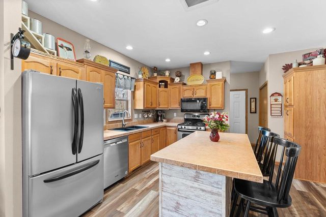 W15501 US Highway 10, Fairchild, WI 54741