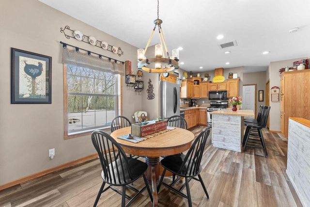 W15501 US Highway 10, Fairchild, WI 54741