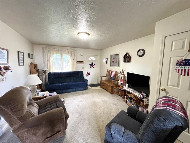 202-206 Farwell Avenue, Sturgis, MI 49091