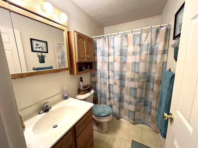 202-206 Farwell Avenue, Sturgis, MI 49091