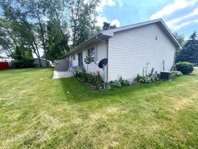 202-206 Farwell Avenue, Sturgis, MI 49091