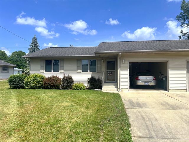 202-206 Farwell Avenue, Sturgis, MI 49091