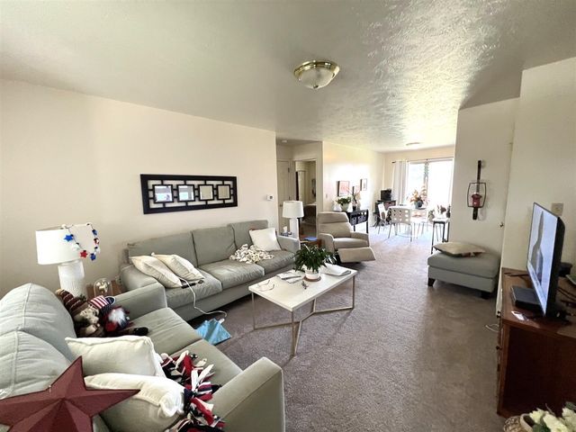 202-206 Farwell Avenue, Sturgis, MI 49091