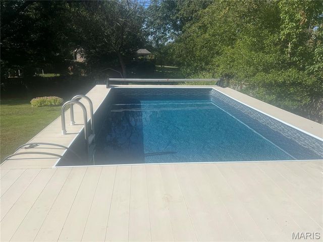 7719 Myrtlewood Drive, Belleville, IL 62223