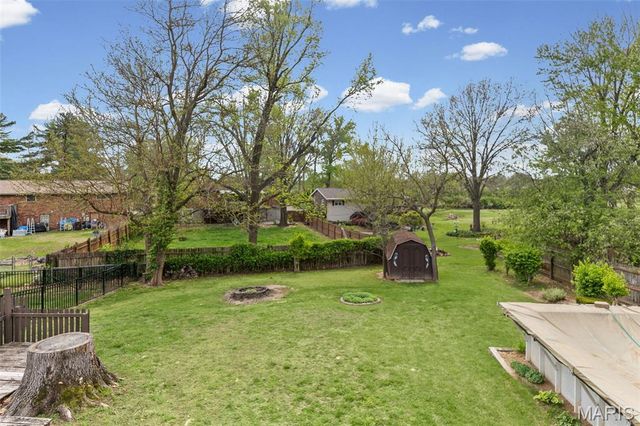 7719 Myrtlewood Drive, Belleville, IL 62223
