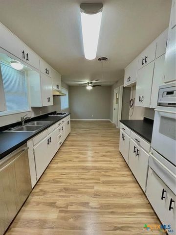 2001 S 53rd Street, Temple, TX 76504