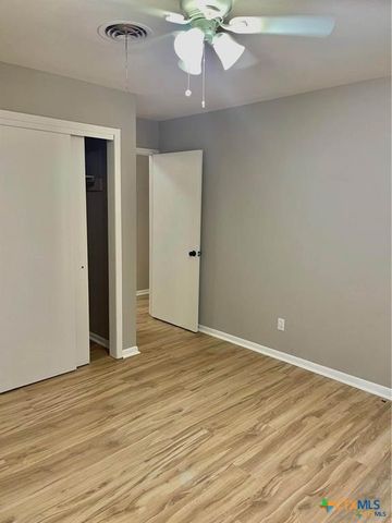 2001 S 53rd Street, Temple, TX 76504