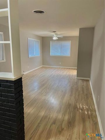 2001 S 53rd Street, Temple, TX 76504