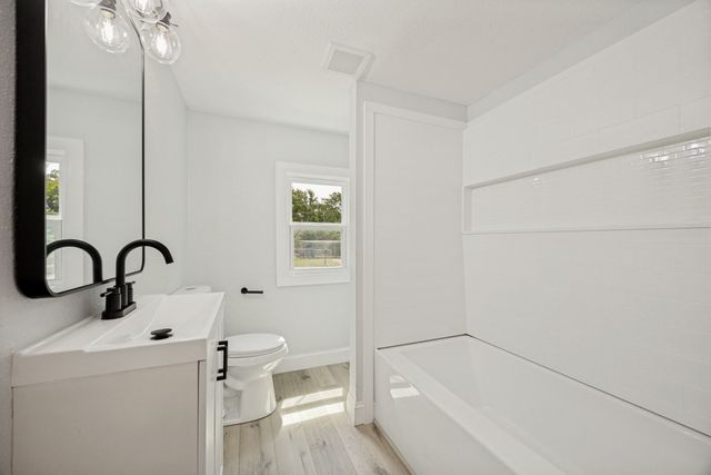 1023 Oak Drive, Denison, TX 75020