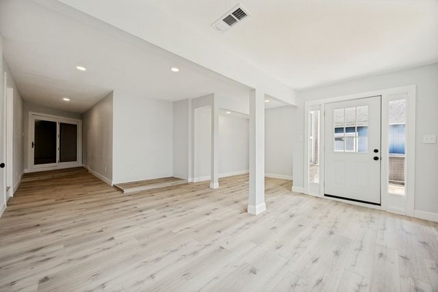 1023 Oak Drive, Denison, TX 75020