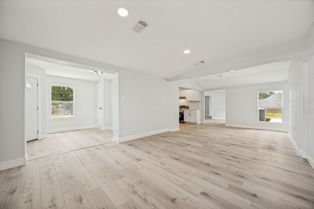 1023 Oak Drive, Denison, TX 75020
