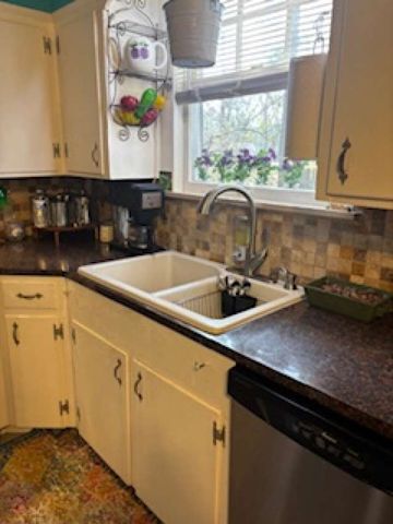 2405 Meriwether Road, Shreveport, LA 71108