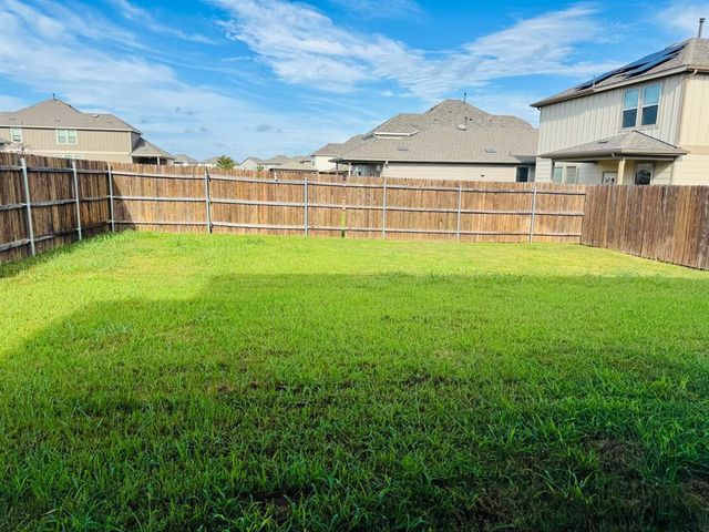 332 Zuma DR, Liberty Hill, TX 78642